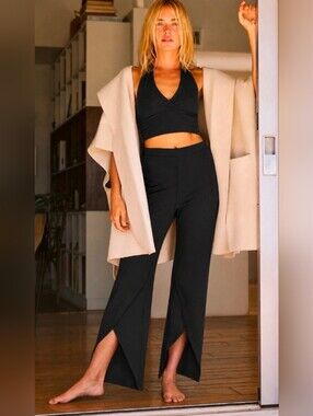 Free People FP Beach Free-Est The Vic Ribbed Tulip Hem Flare Pants Black M